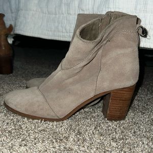 Toms Suede Booties